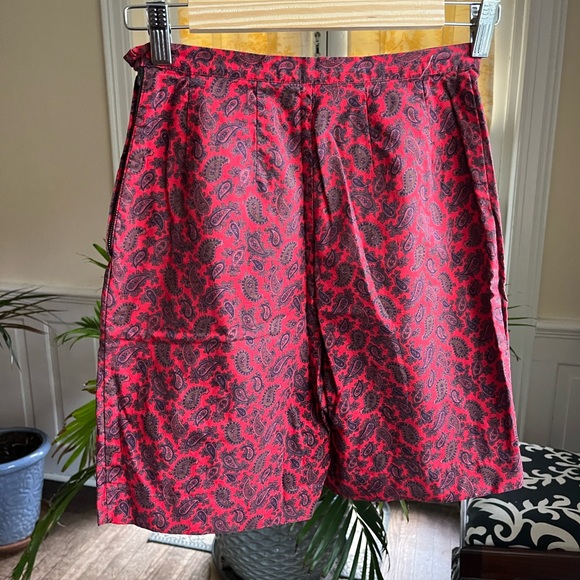 Vintage Paisley Bermuda Short - Picture 2 of 4
